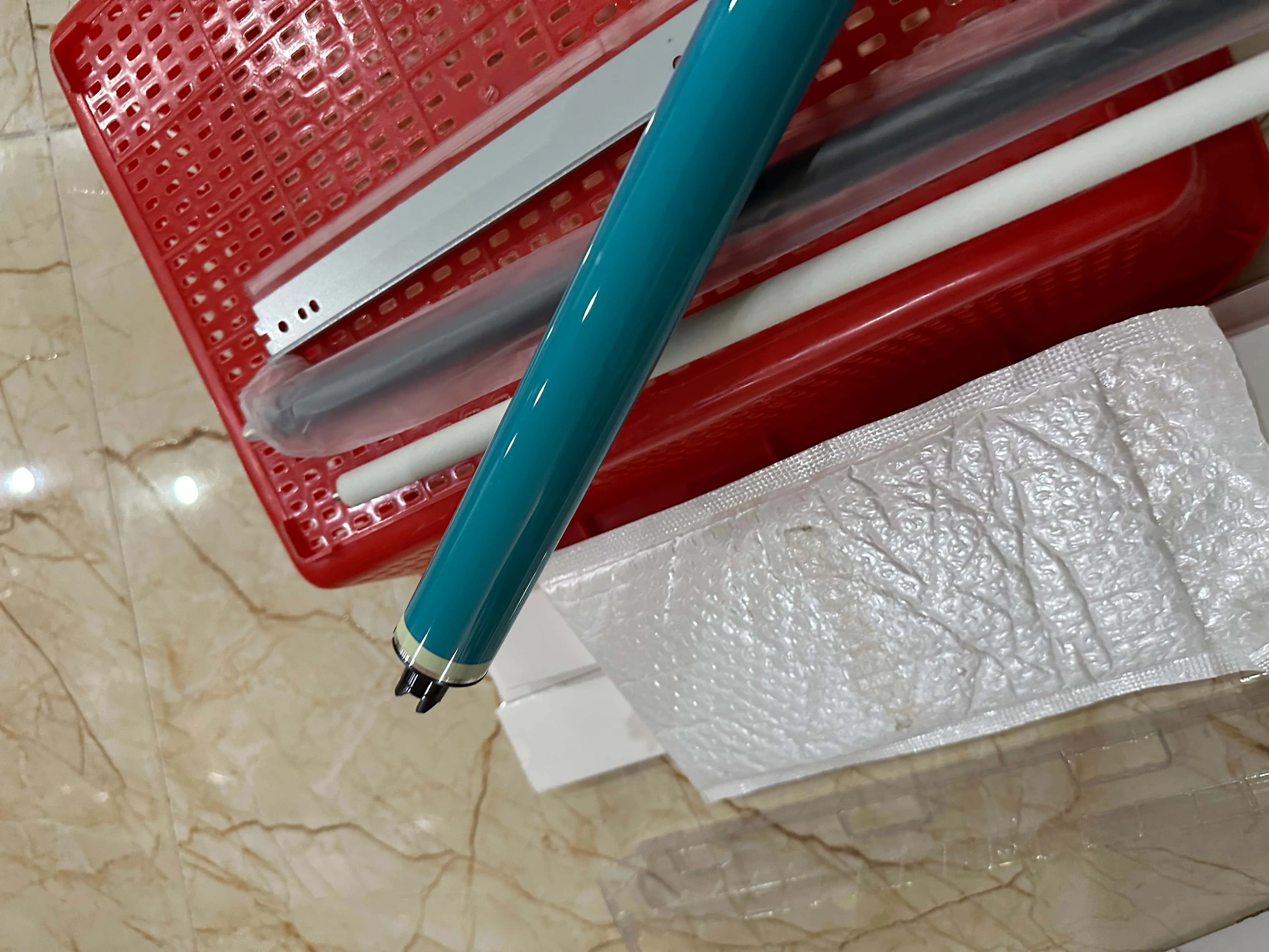 

1X IRC7055 OPC Drum Blade PCR Sponge Roller For Canon imagePRESS c60 c600 c700 c800 c650 c750 c850 c660 c710 8065B001AA/D01 Drum