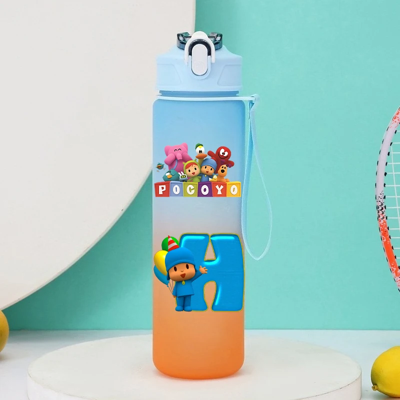 

Letter A-Z Water Bottle with Straw Kids Cartoon Travel Cup Boys Girls Outdoor Sports 750ml Kettle Children School Cute Mug Gift