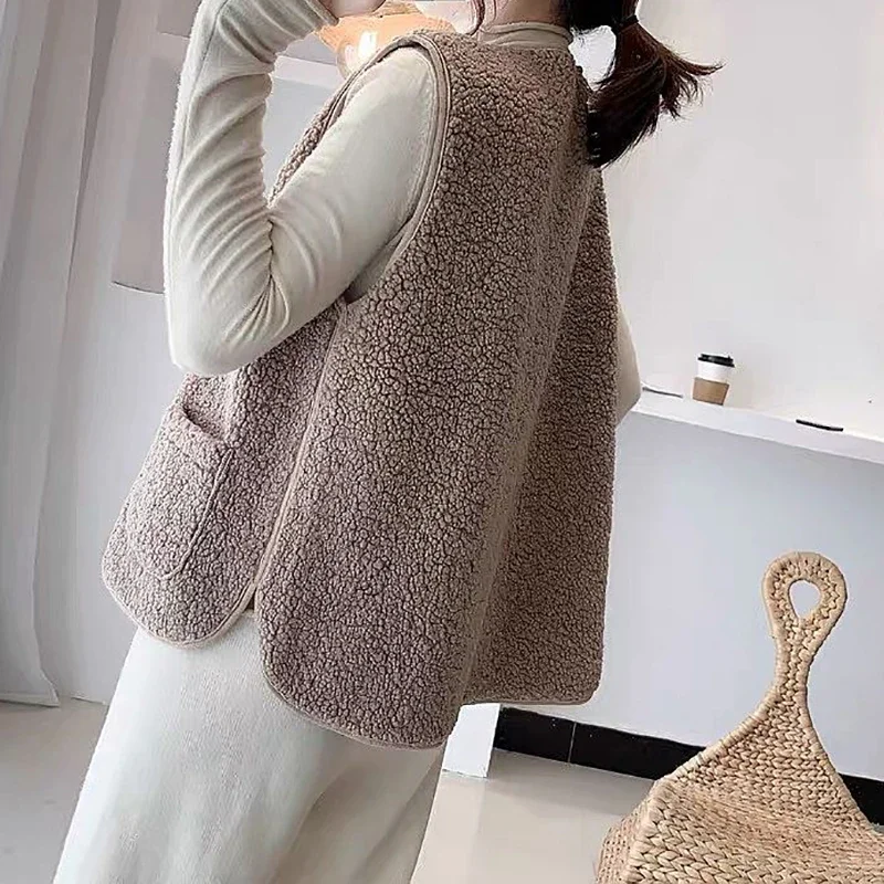 Women Autumn Zipper Faux Lamb Fur Sleeveless Coat With Pockets Warm Casual Cardigan traf Jackets Office Coat Vest Winter