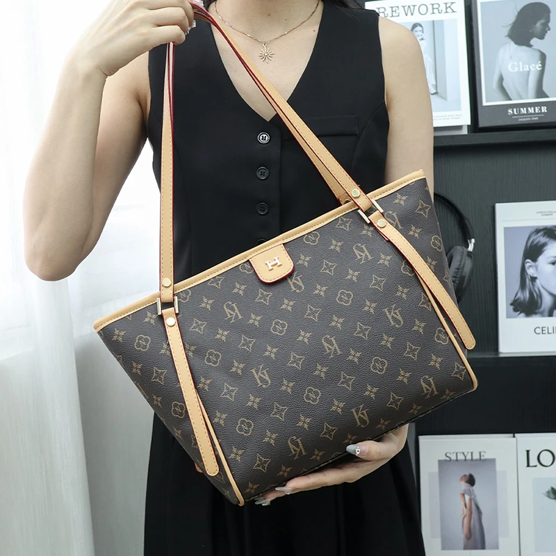 حقيبة يد عصرية بسيطة للنساء الكاجوال مع تصميم جلد عالي الجودة وشعار بسيط #4