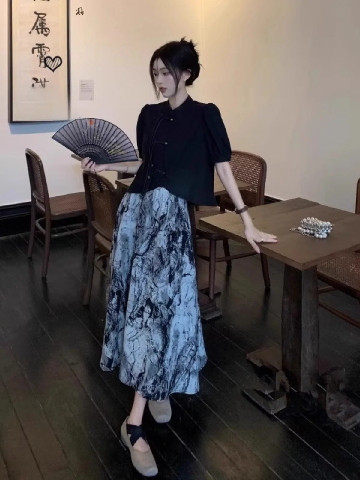 

Юбка миди с высокой талией и принтом под воду, женская, летняя, новинка 2025, стройнящая, в стиле ретро, китайская длинная юбка А-силуэта