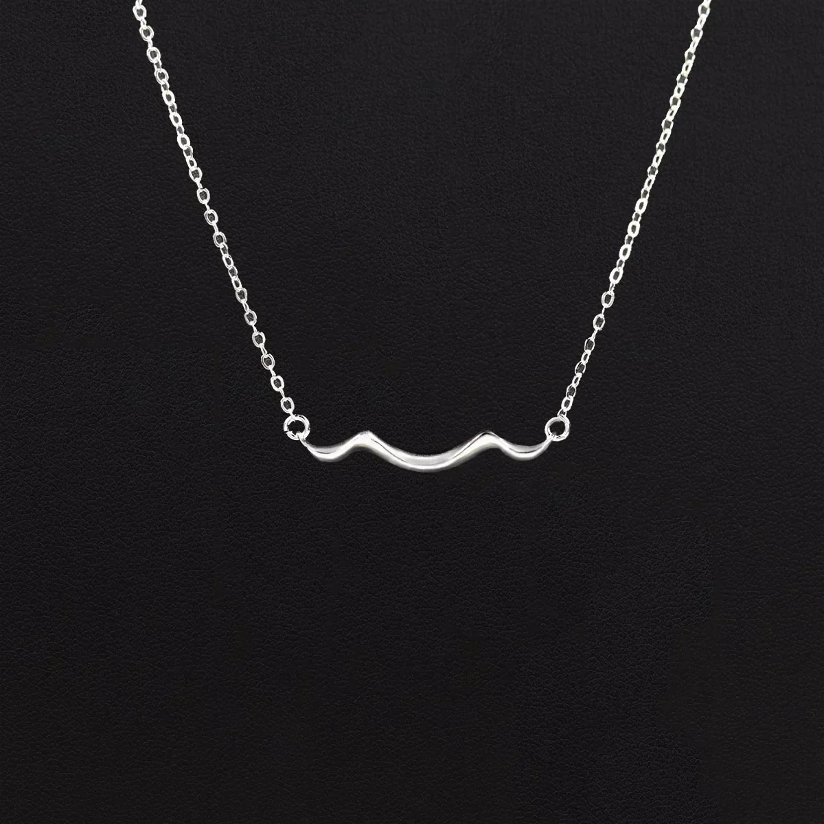 

ANENJERY Silver Color Wave Necklace for Women Glittering Pave CZ Clavicle Chain Jewelry