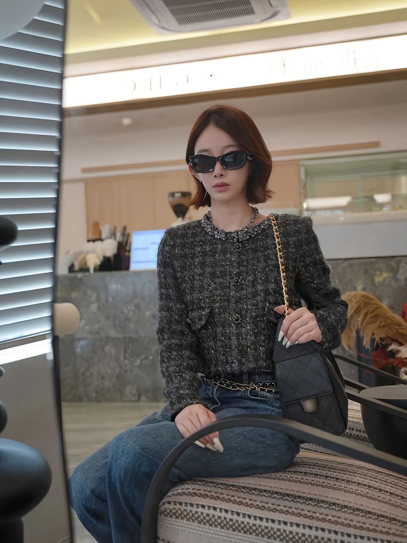 

2026 Autumn Winter Women's Black Tweed Jacket Luxury Sequined Trim Gold Button Long Sleeve Short Blazer 130056