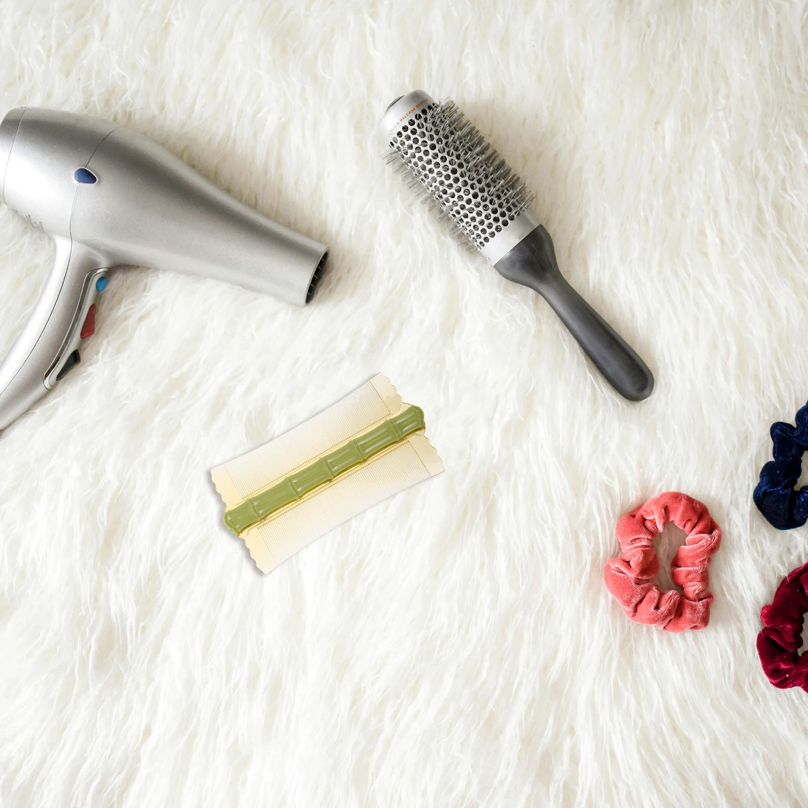 

Ergonomic Double Sided Fine Tooth Comb Dandruff Flea Removal Comb for Kids Adults Dogs Cats Portable Grooming Accessory