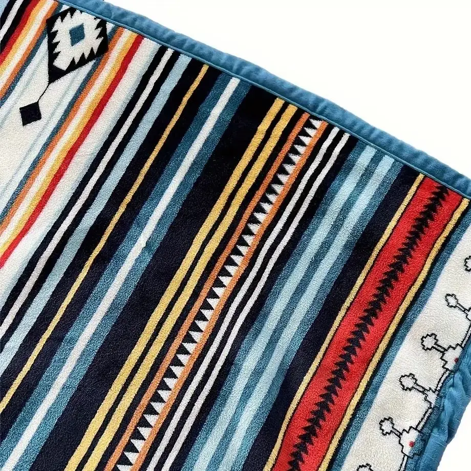 1pc Bohemian style composite functional blanket, suitable for multiple scenarios as a sofa blanket in the living room