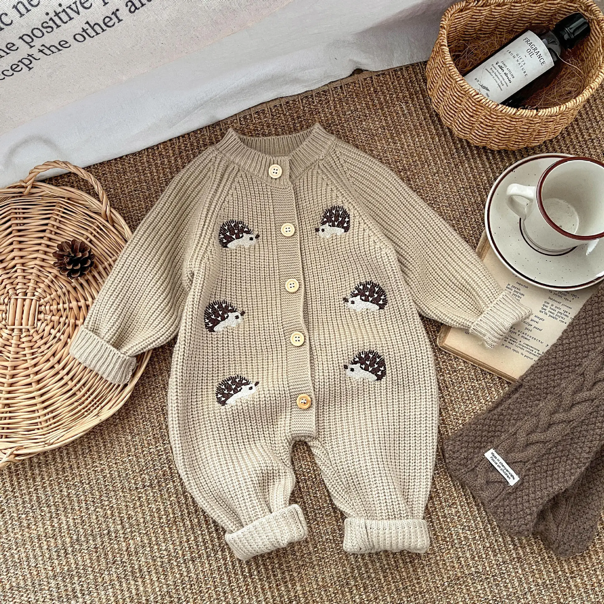 2025 Winter New Baby Long Sleeve Knitted Romper Cartoon Embroidery Infant Boy Girl Thick Warm Jumpsuit Newborn Toddler Clothes