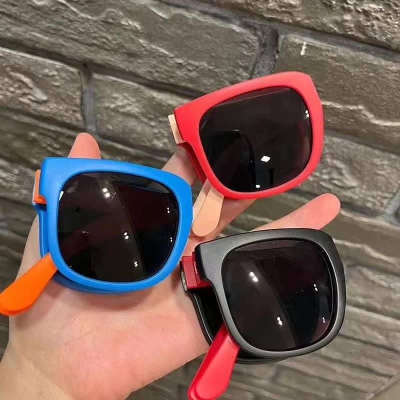 Folding Sunglasses for Kids Boys Girls UV400 Protection Colorful Square Sunglasses Outdoor Children Eyewear Portable Travel