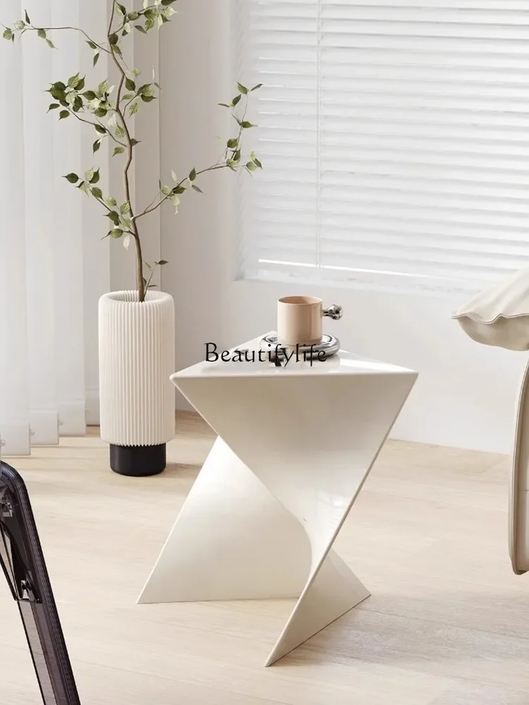 

Cream wind special-shaped edge few acrylic light luxury simple art creative bedroom bedside table