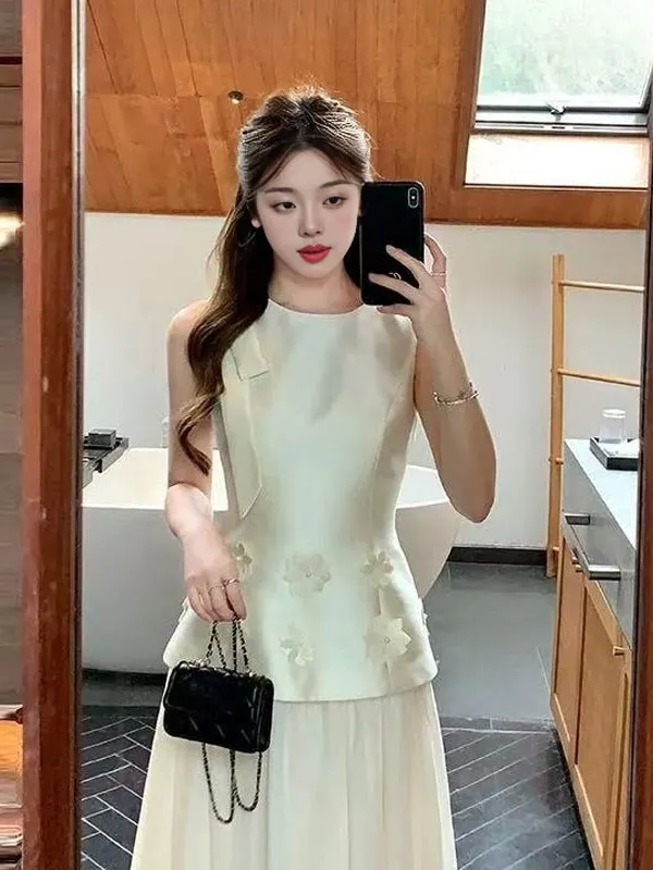 

Korean Style Sleeveless Vest Dress Beautiful Unique Waist-Cinching Long Summer 2026 Fashion Set Short Sleeve Comfortable Cotton