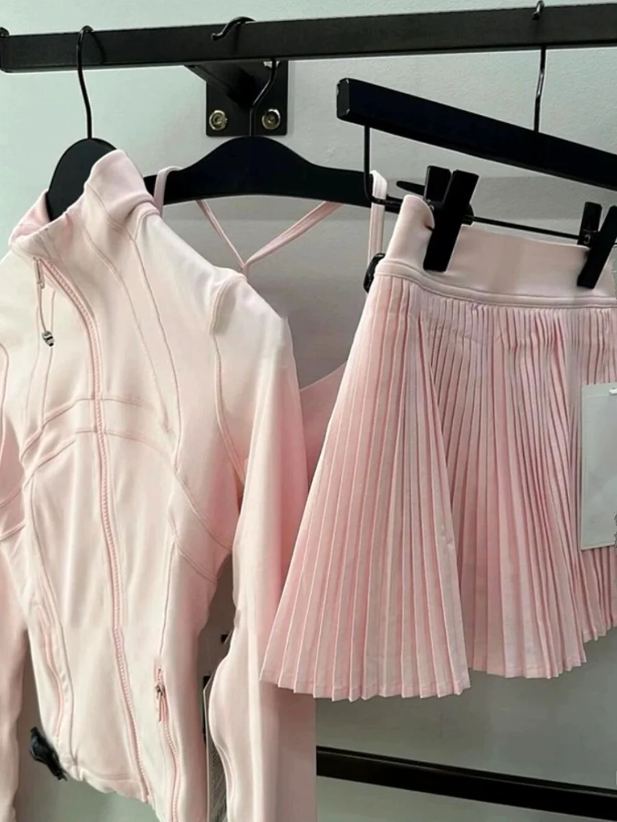 

Faionable Sakura Pink Sportswear ort Skirt Set Slimming Pleated Design Trendy Age-Defng Sle for Young Women