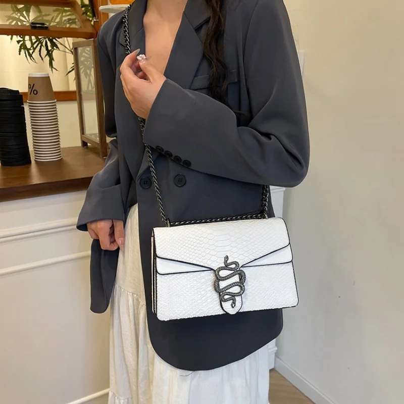 2026-lady's-sophisticated-pvc-material-chain-small-square-bag-a-fashionable-and-retro-crossbody-bag-with-a-single-shoulder-stra