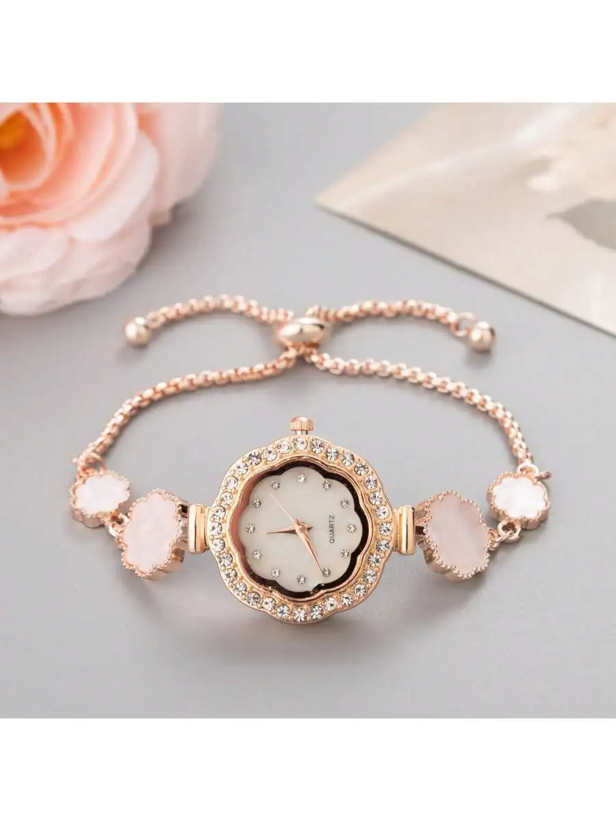New Arrival Casual Flower Design Ladies' Bracelet Watch, Cute Small Dial With Crystal Studded Floral Strap, Alloy Quartz Analog