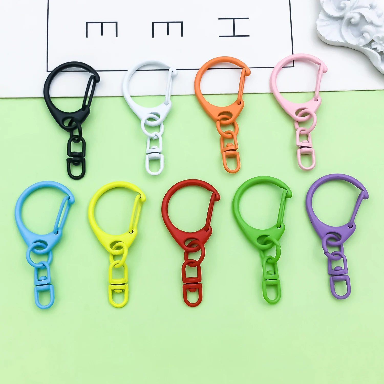 20pcs 18x41mm Alloy Colorful D-shaped Buckle With 8-shaped Keychain For DIY Key Ring Bag Decor DIY Jewelry Gift Accessories