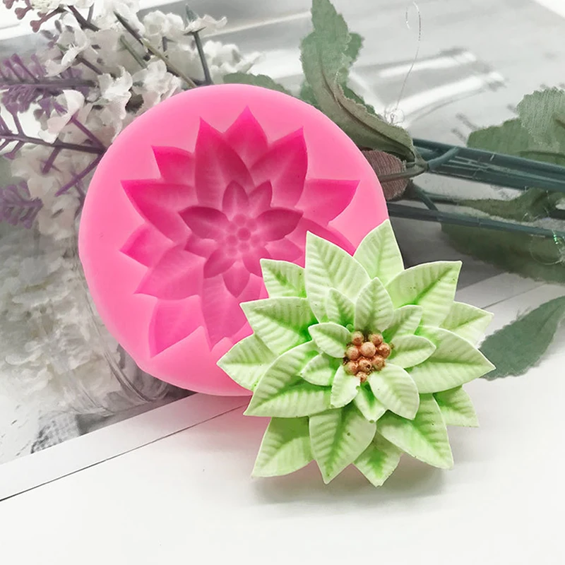 1Pcs Holly Leaf Silicone Mold Cake Baking Christmas Decoration Tool DIY Chocolate Soap Fruit Flower Candle Kitchenware Mold