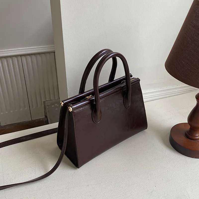 

Ретро-корейская женская сумка из вощеной кожи, на одно плечо, кроссбоди, повседневная универсальная сумка-тоут для всех возрастов