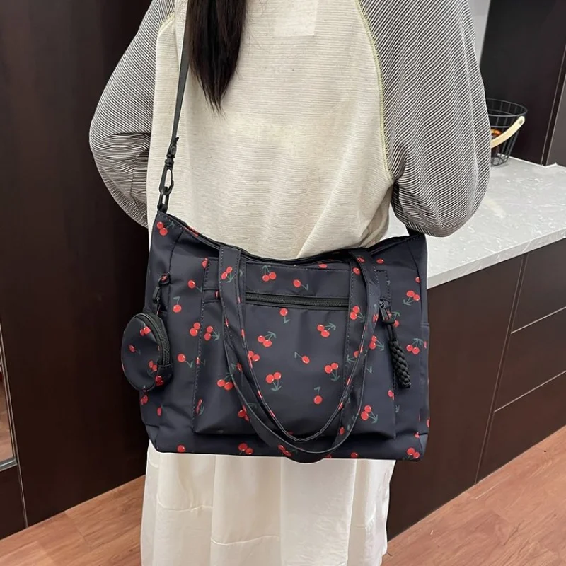 

Elegant Leather Tote Bag For Women Classic Design Luxury Brand Famous Designer Popular Shoulder Crossbody Handbag Ladies Chic