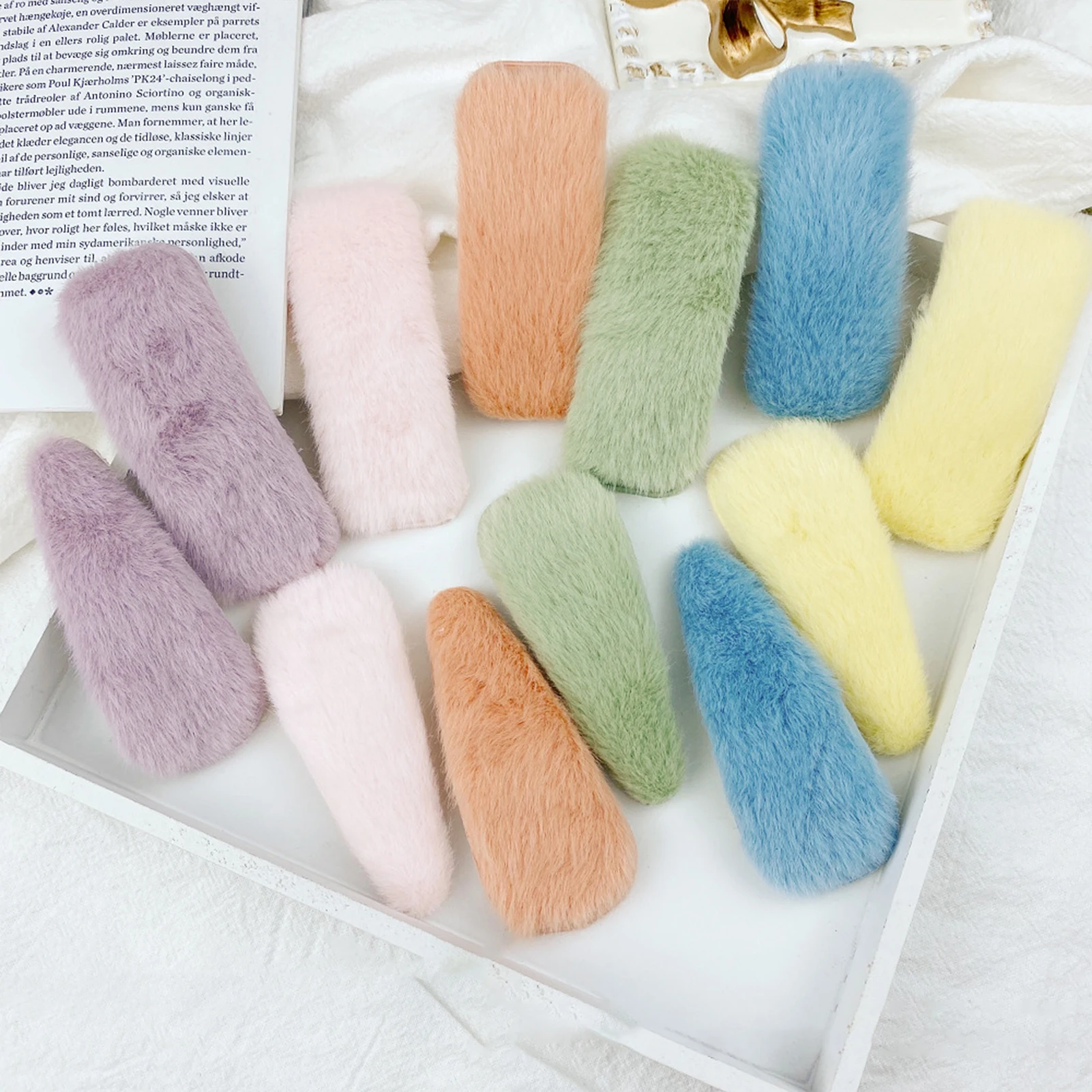 

Women All Match Fluffy Hair Clips Snap Barrettes Non Slip Hair Styling Tools for Birthday Stage Party Show