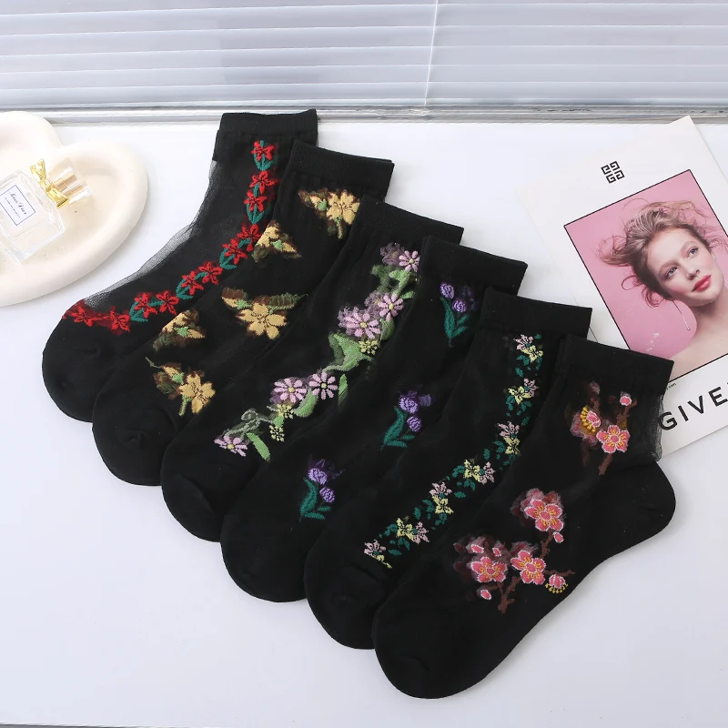 6 Pairs of Ultra-Comfy Luxurious Floral Lace Socks - 3D Textured, Non-slip Mid Tube Design, Breathable Womens Stockings & Hosier