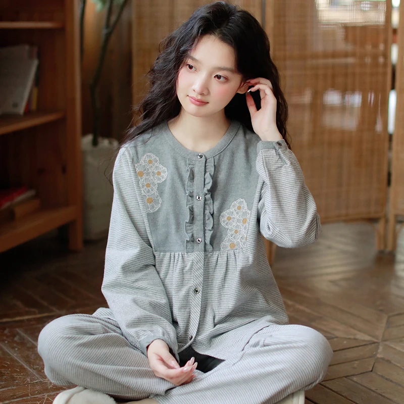 

Spring and Autumn pure cotton double-sided brushed velvet women's pajamas sweet lace casual plus size outerwear home clothes