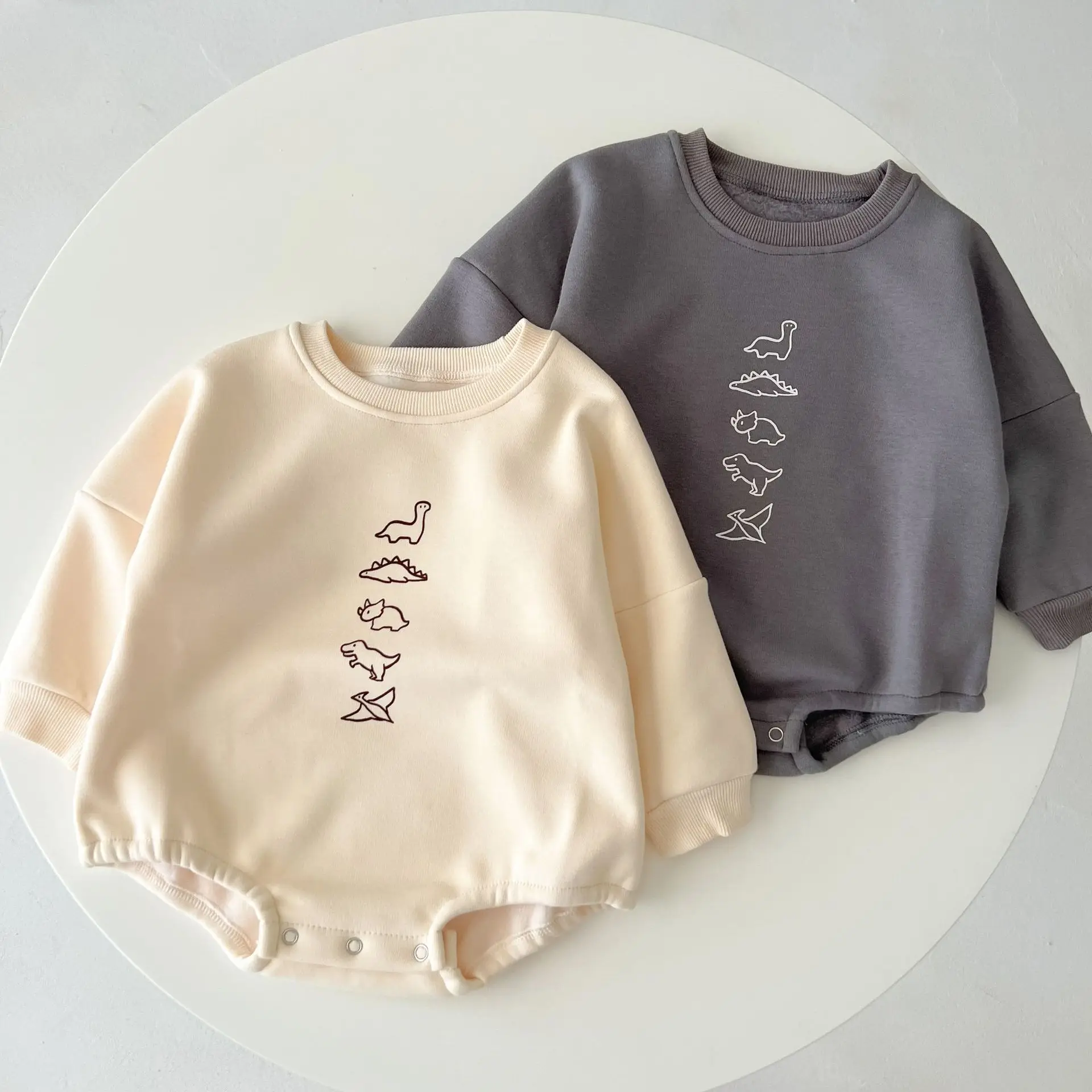 Tシャツとパンツのボディスーツ,秋,かわいい,恐竜,男の子のファッション,長袖,女の子と男の子のための,暖かい綿の衣装,ワンピース