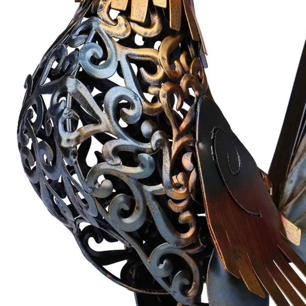 Cockerel Rooster Metal Garden Figurine Handcrafted Iron Sculpture Outdoor Decoration Figure for Yard Art