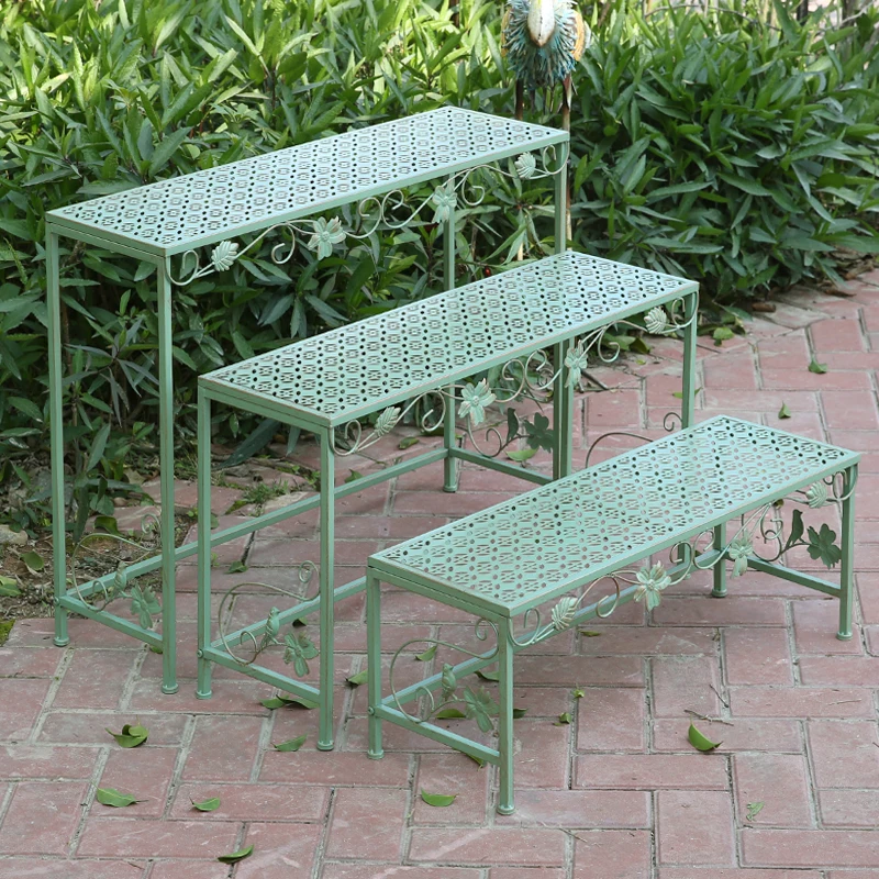 American retro outdoor garden wrought iron flower stand, garden floor-to-ceiling flower pot stand, stepped multi-layer shelf