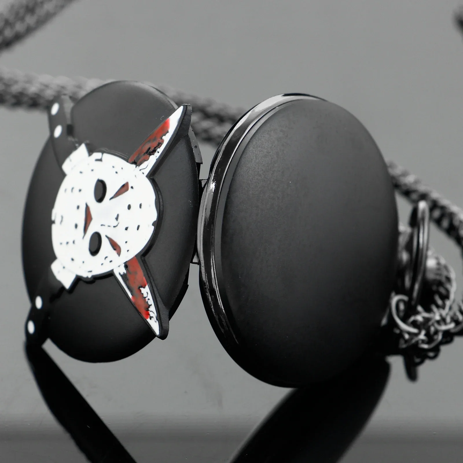 New Chainsaw Killer Terror Killer Jason Retro Time Gemstone Quartz Pocket Watch Pendant Necklace Men's Women's Halloween Gifts