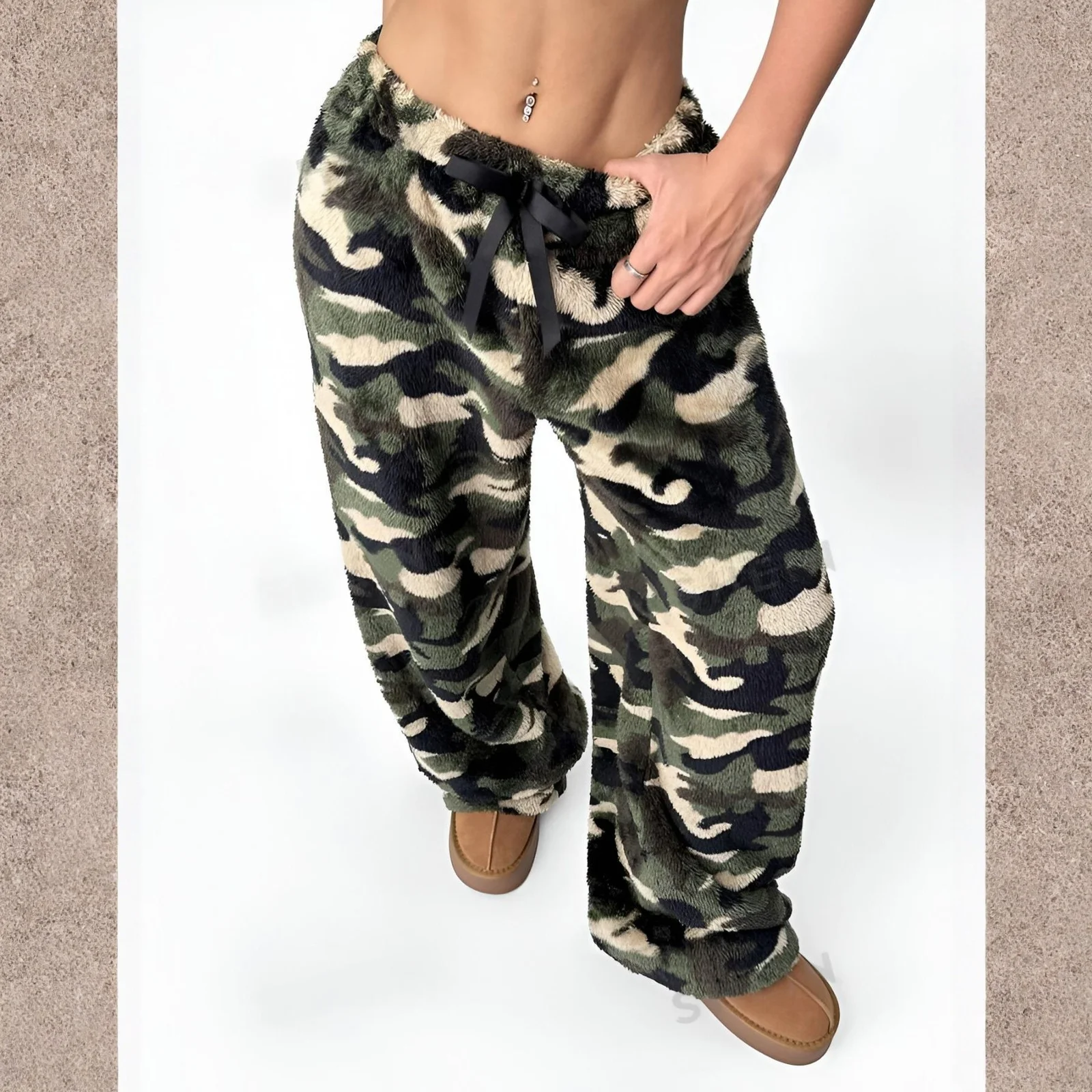 

Ladies' Chic High Street Winter Thicken Camouflage Trousers Elastic Waist Outdoor Casual Warm Plush Pants Comfy Pajama Pants