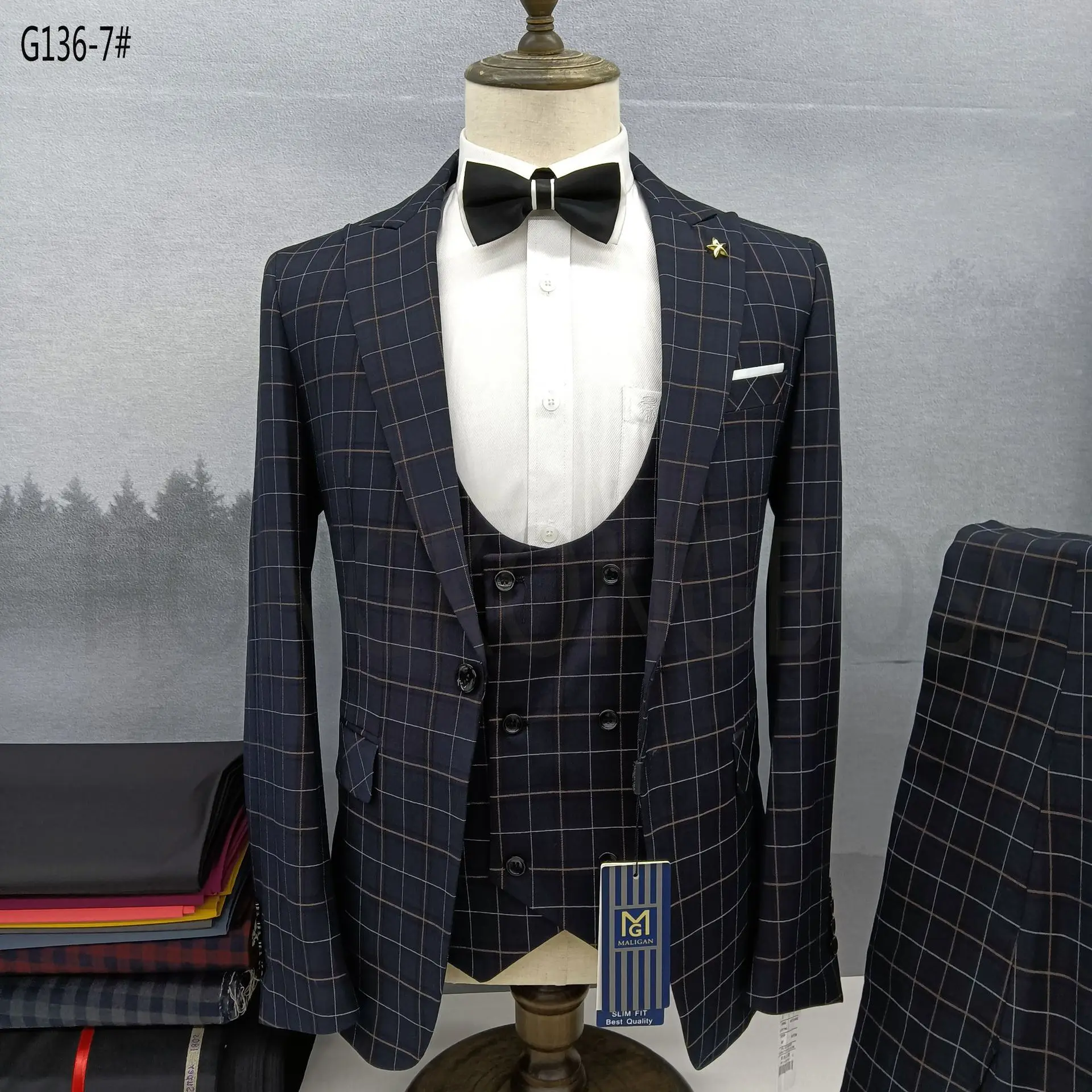 

2022 Plaid Suits for Men 3 Pieces Slim Fit Groom Jacket Vest Pants Set Luxury Prom Wedding Groom Lattice Printed Tuxedos for Men