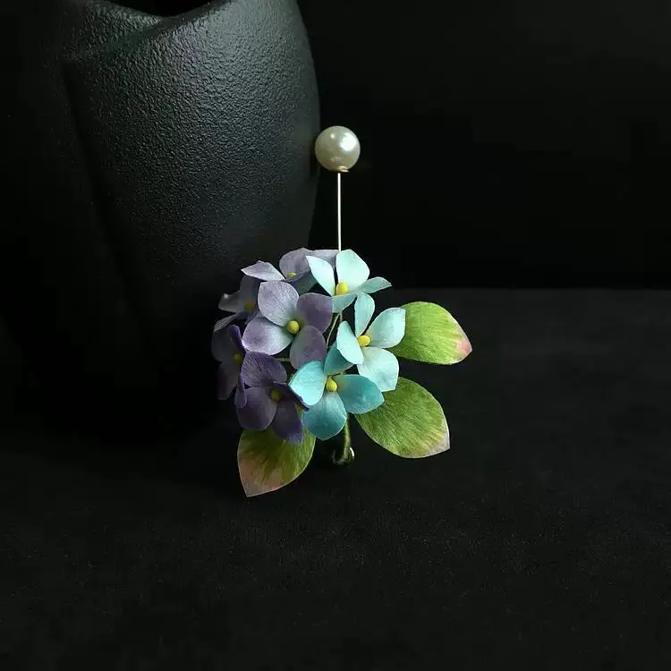 Chinese Style Handmade Velvet Flower Brooch Alloy Base Hanfu Cheongsam Accessories Faux Pearl Butterfly Floral Lapel Pins For