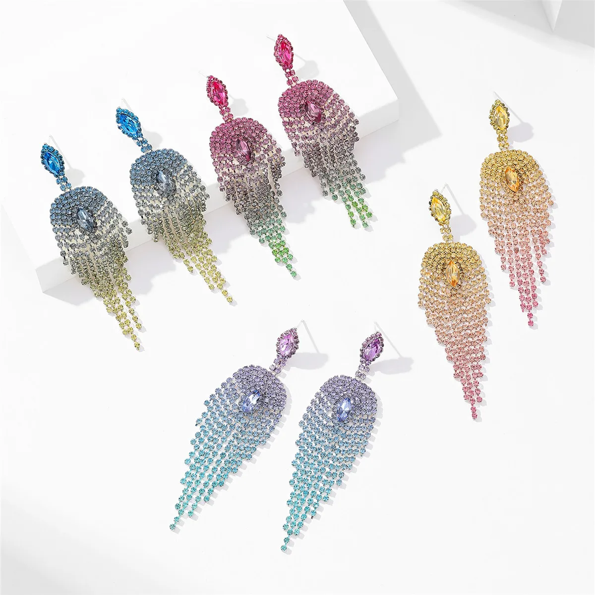 New gradual change color feather full diamond fringed earrings women's high-end sense rhinestone stud earrings ear jewelry earri