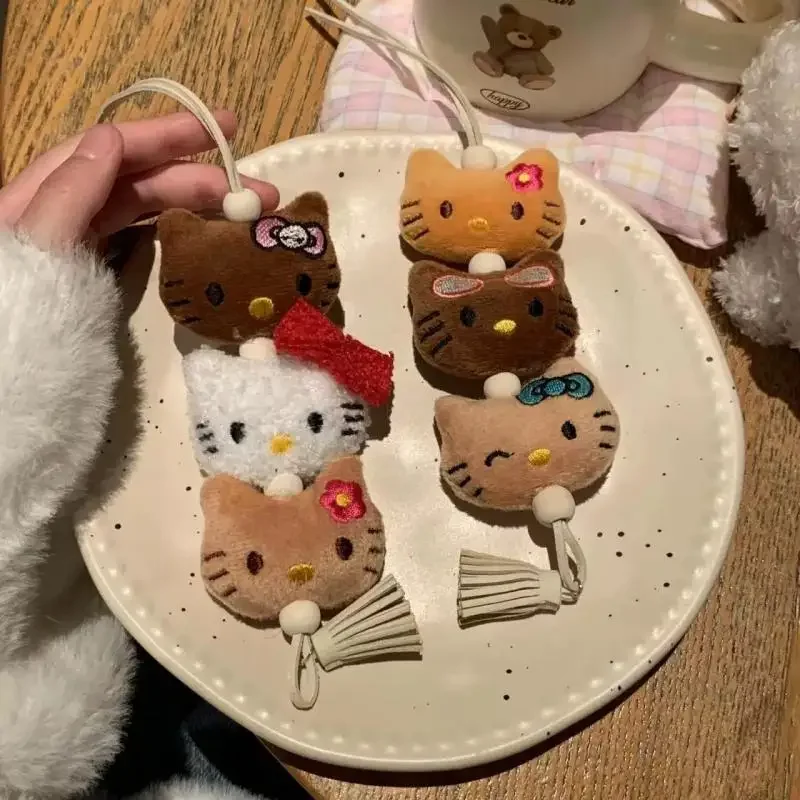 ハローキティ クリスマス 新年 レトロスタイル リボンデザイン バッグチャーム オーナメント 女性 女の子用 財布飾り ギフトアイデア
