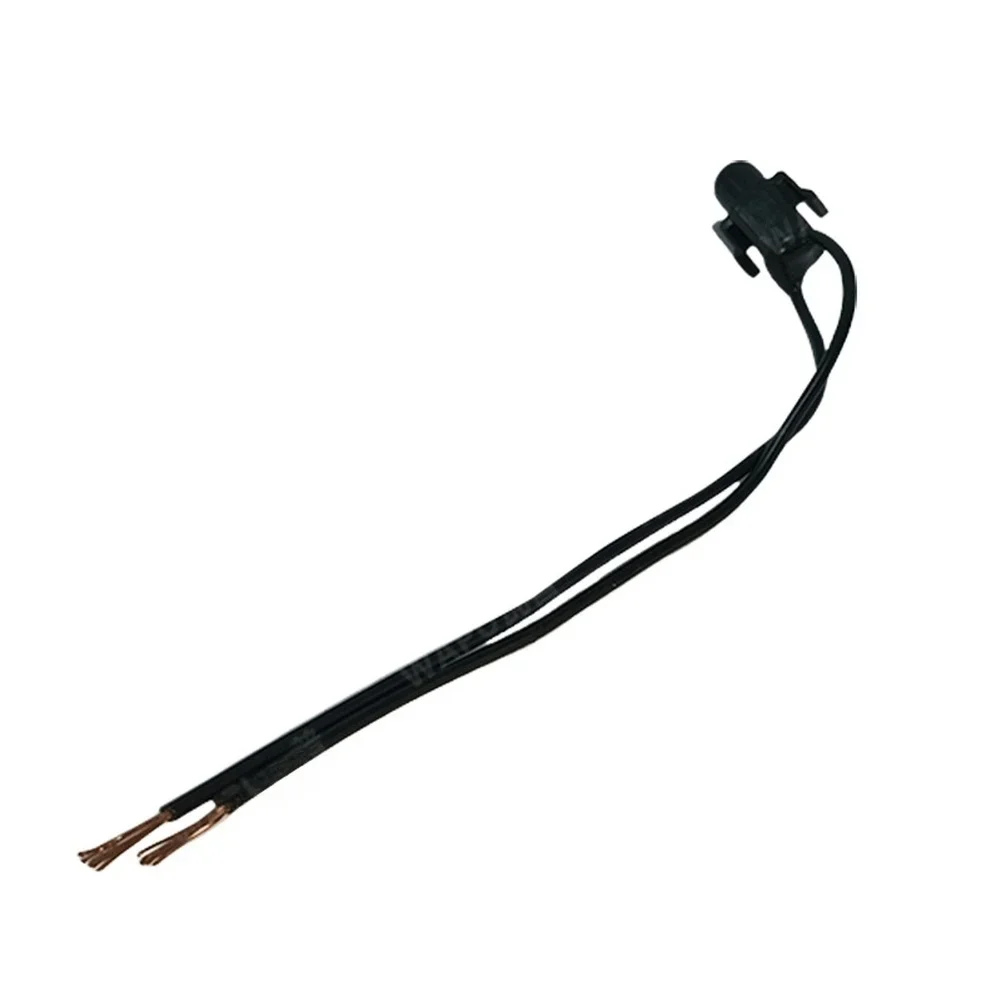 For Volvo Outdoor Temperature Sensor Part 30674546 Compatible with XC90 XC70 V90 V70 S60 S40 C70 Models Reliable Replacement
