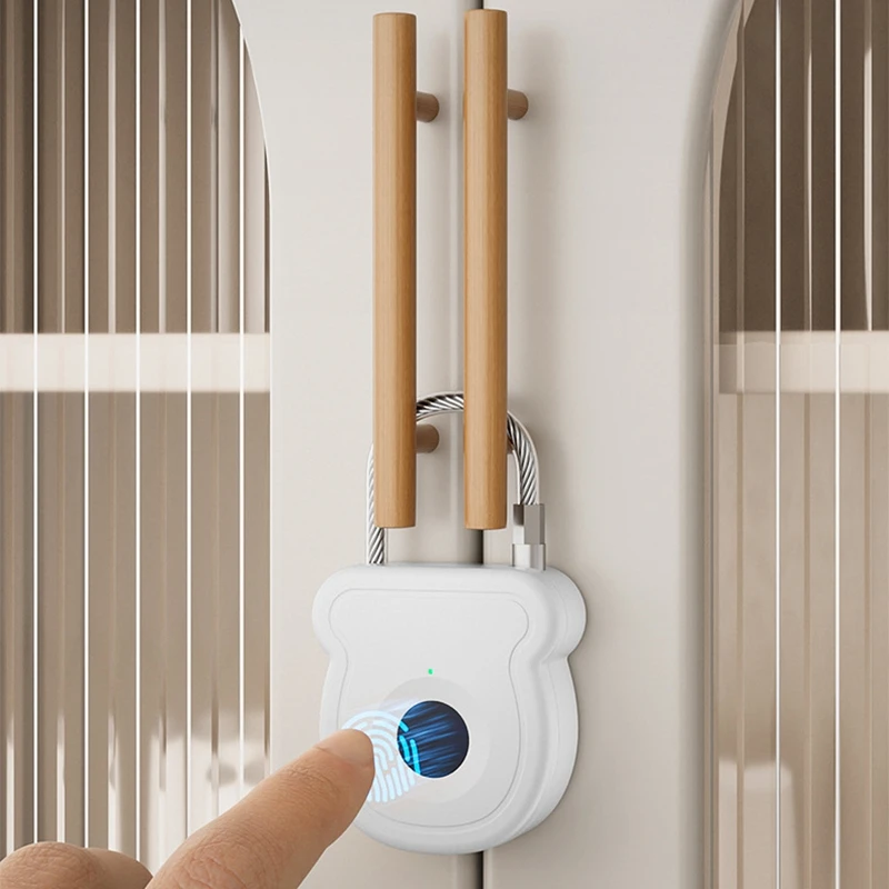 قفل كهربائي صغير ذكي قفل الباب الإلكتروني تخزين بصمات الأصابع قفل أمتعة كهربائي مضاد للسرقة شاحن USB