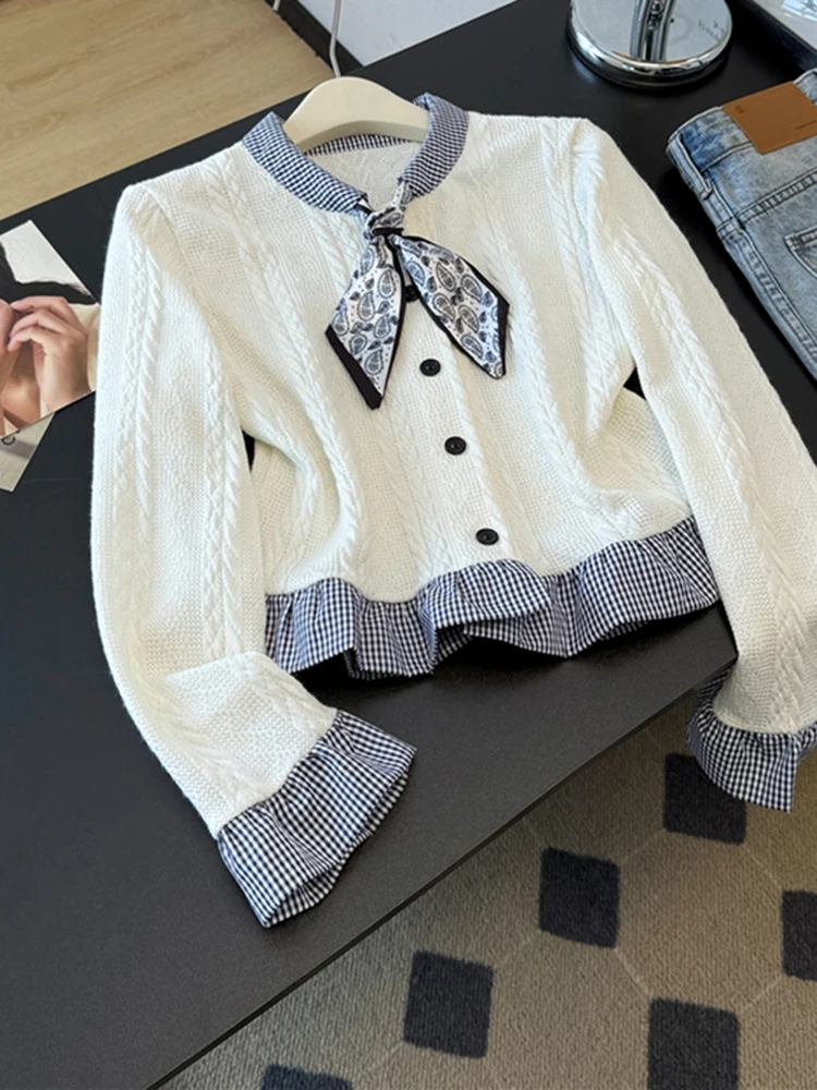 

Белый вязаный кардиган с V-образным вырезом, женский, весна 2026, новый дизайн, с узлами, в клетку, пэчворк, на пуговицах, свитер-жакет