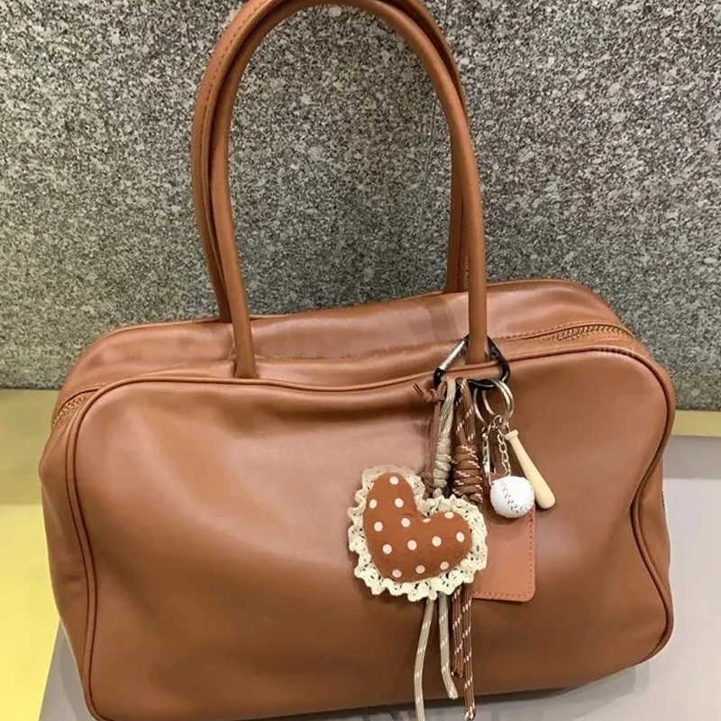 

Брелки с подвеской в виде мультяшной любви для женщин, подвеска для сумки, пара автомобильных брелоков, Kawaii, украшение для рюкзака, аксессуары, подарки