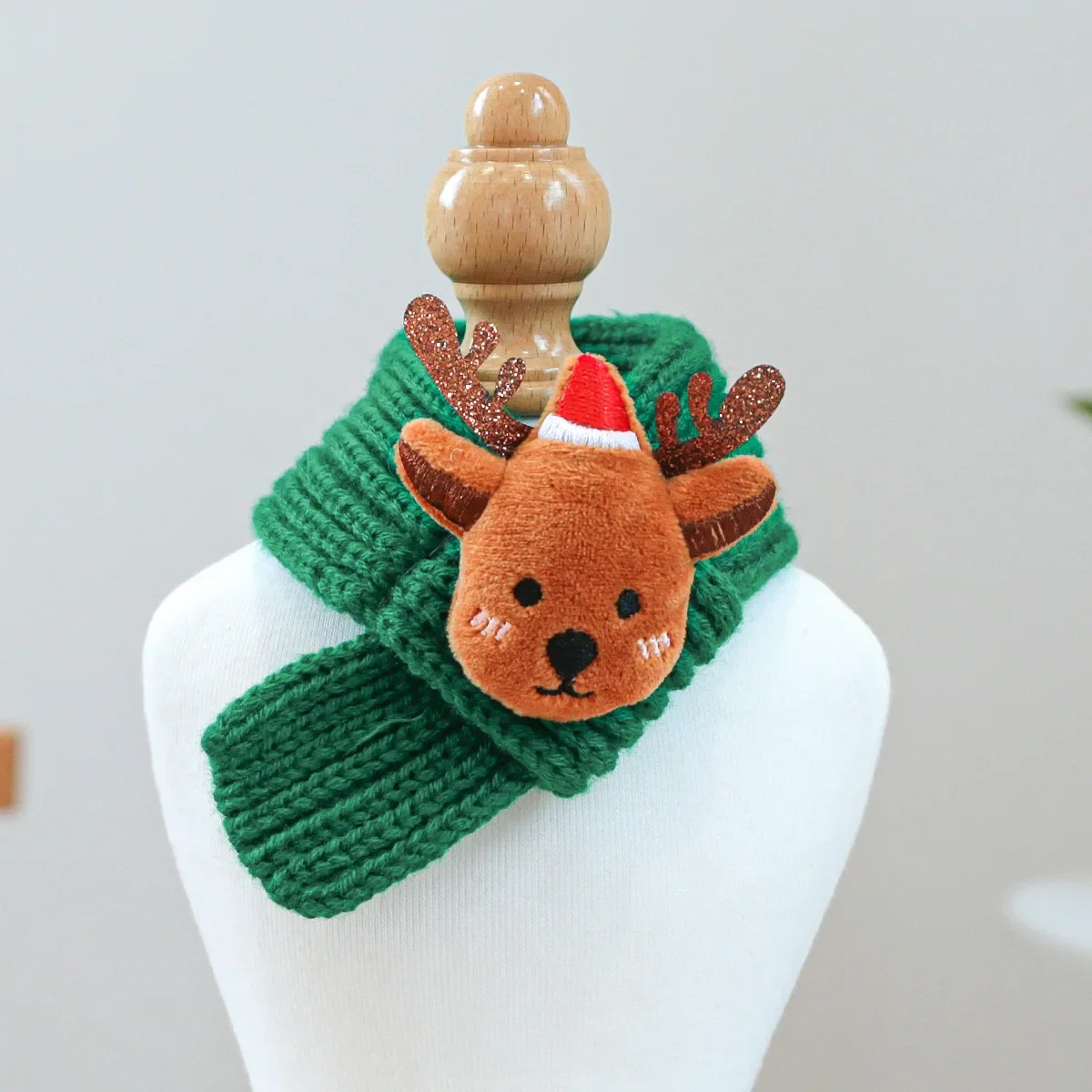 Autumn/Winter Pet Knitted Christmas Scarf Soft Comfortable Warm New Year\'s Christmas Scarf Cats Puppy Accessories Pet Supplies