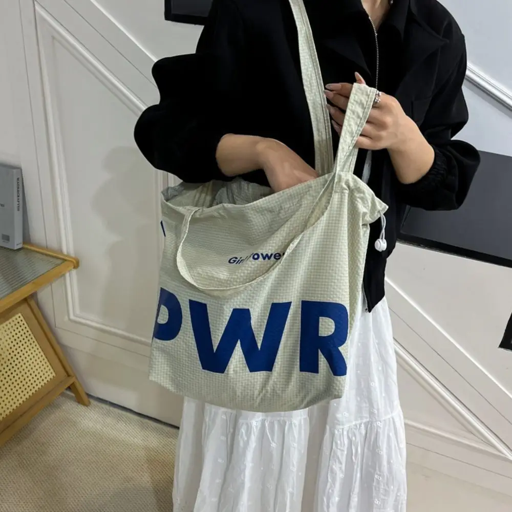 Korean Style Woman's Shoulder Bag Lightweight Casual Letter Printing Drawstring Bag Eco-Friendly Portable Nylon Bucket Bag