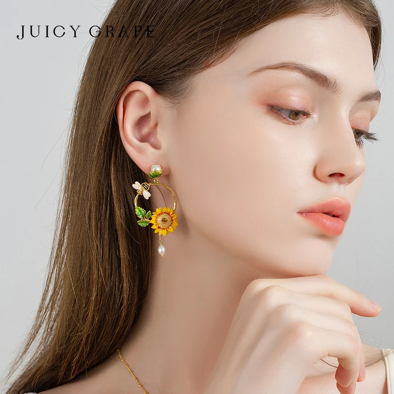 JUICY GRAPE French Light Luxury Elegant Enamel Sunflower Earrings Handcrafted Fashionable Jewelry Trendy Earrings for Women