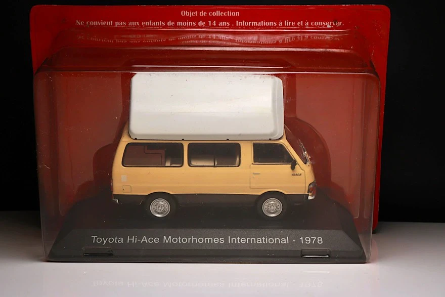 

Diecast IXO 1:43 Scale Toyota HiAce Motorhomes Int 1978 CamperAlloy Car Model Collectible Toy Gift Souvenir Display Ornament