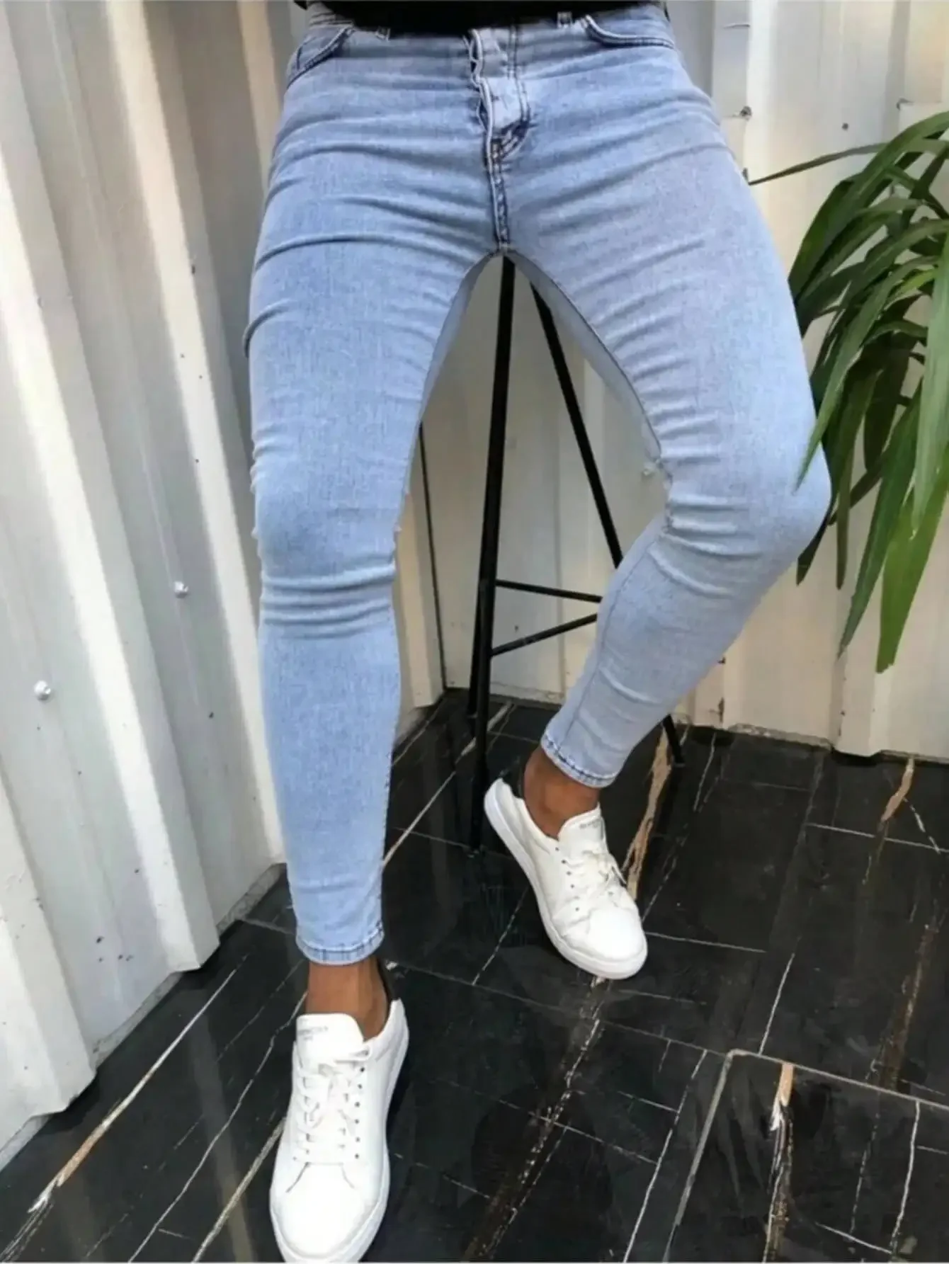 

Mens Standard Size Slim Fit Skinny Jeans Comfortable Stylish Casual Wear