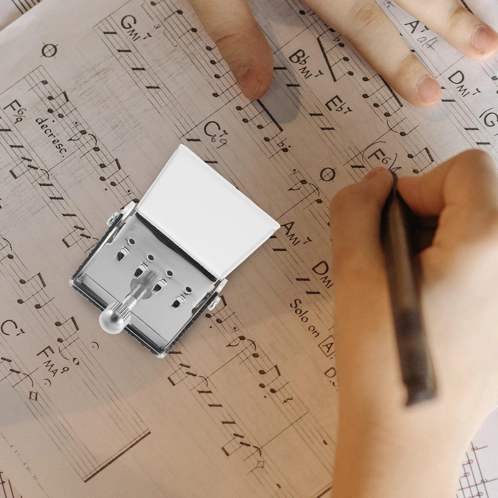 

Banjo Tailpiece 4 String Silver Quality Material Durable Flexible Easy Repair Maintenance Flip Top Cover Fast String Changes