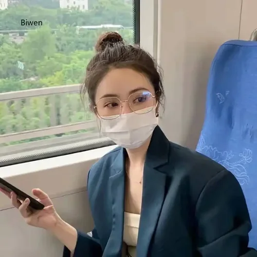 Imagen 2 del producto -1,0 -1,5 a-4,0 gafas cuadradas para miopía, gafas de Metal Vintage para hombres y mujeres, gafas graduadas para miopía, luz azul Unisex