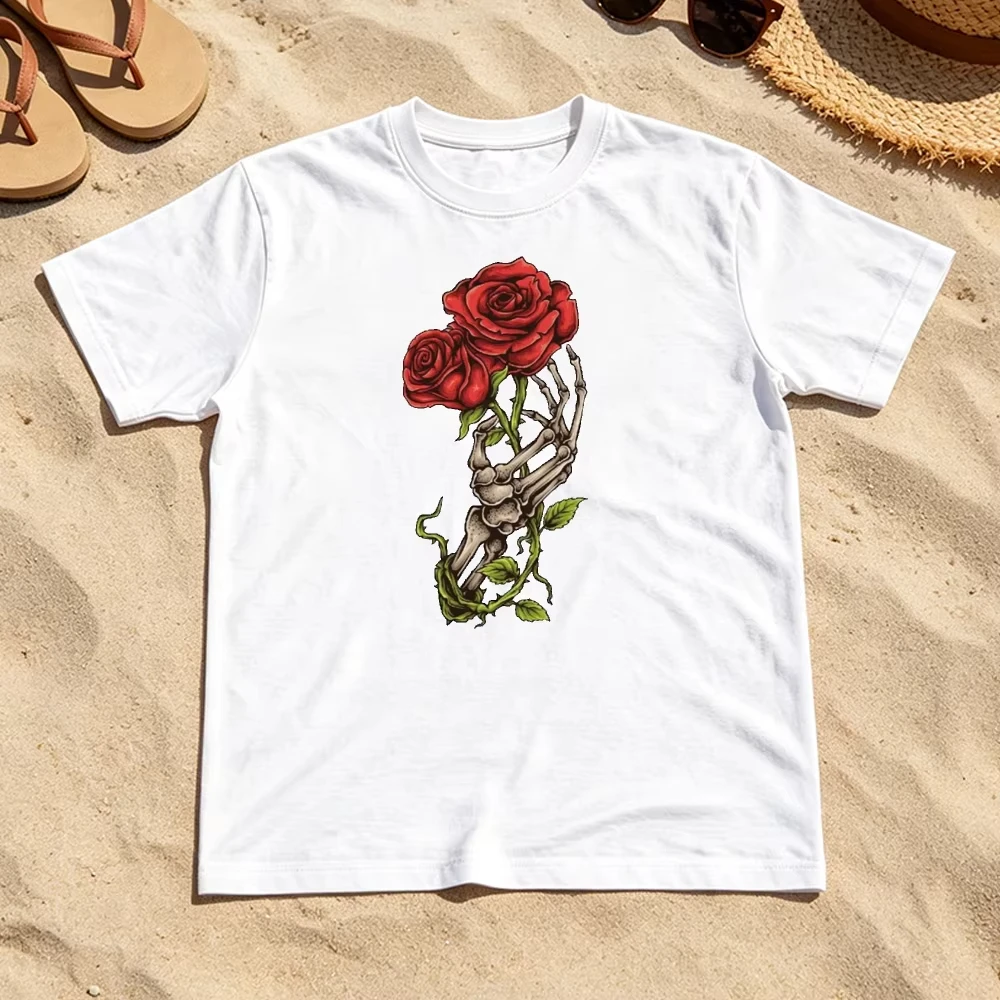 Skeleton Hand Holding Red Roses T Shirt Women Gothic Flower Aesthetic Print Tee Harajuku Streetwear Top Grunge Punk Style