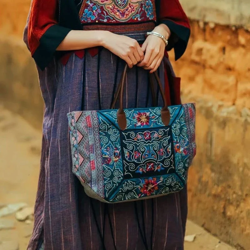 Оригинальные сумки-тоут с вышивкой, двусторонняя зеленая хлопково-льняная сумка большой вместимости, винтажная роскошная женская сумка ручной работы в продаже