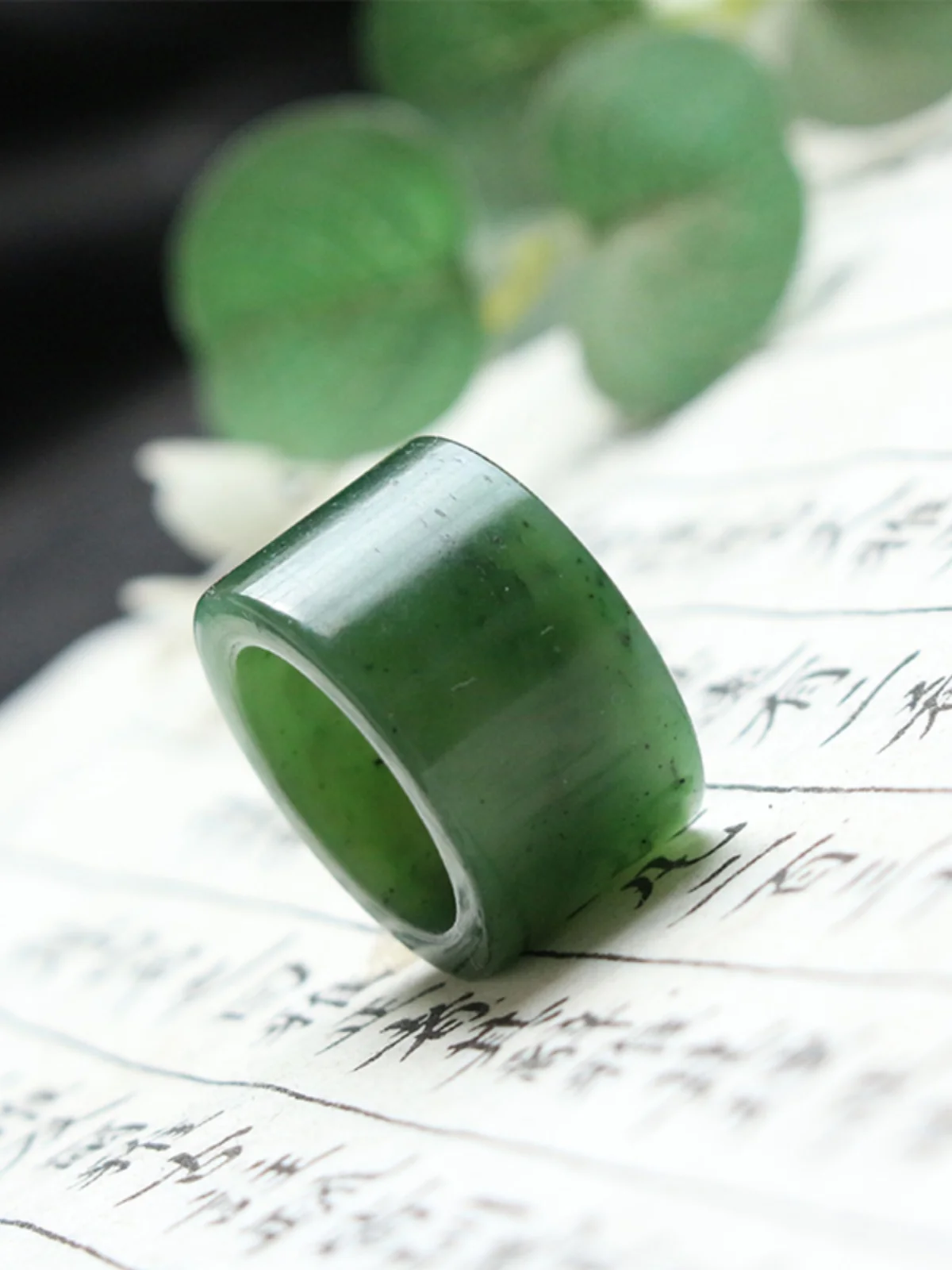 

Hetian jade jasper finger wrench small 18mm women's ring straight cut plain wide version large ring new product special offer