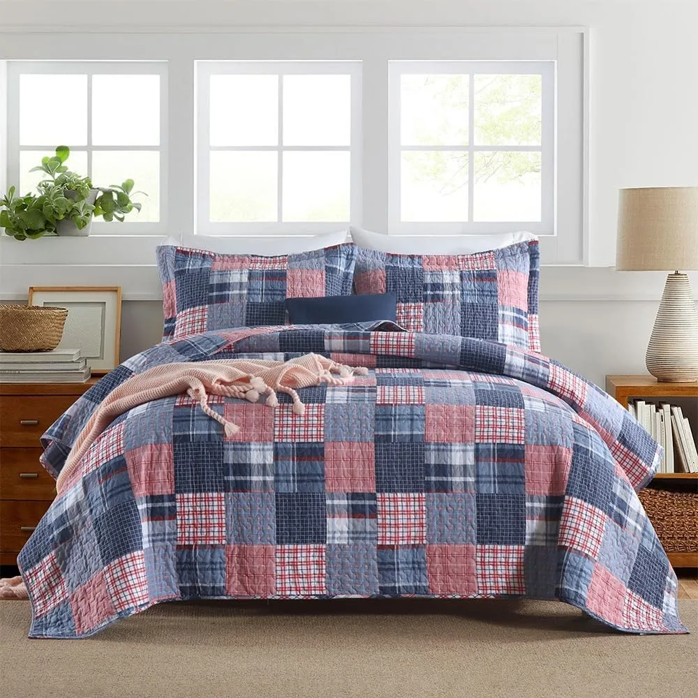 

All-Season Reversible Cotton Patchwork Quilt Set in Blue with Houndstooth Plaid Pattern