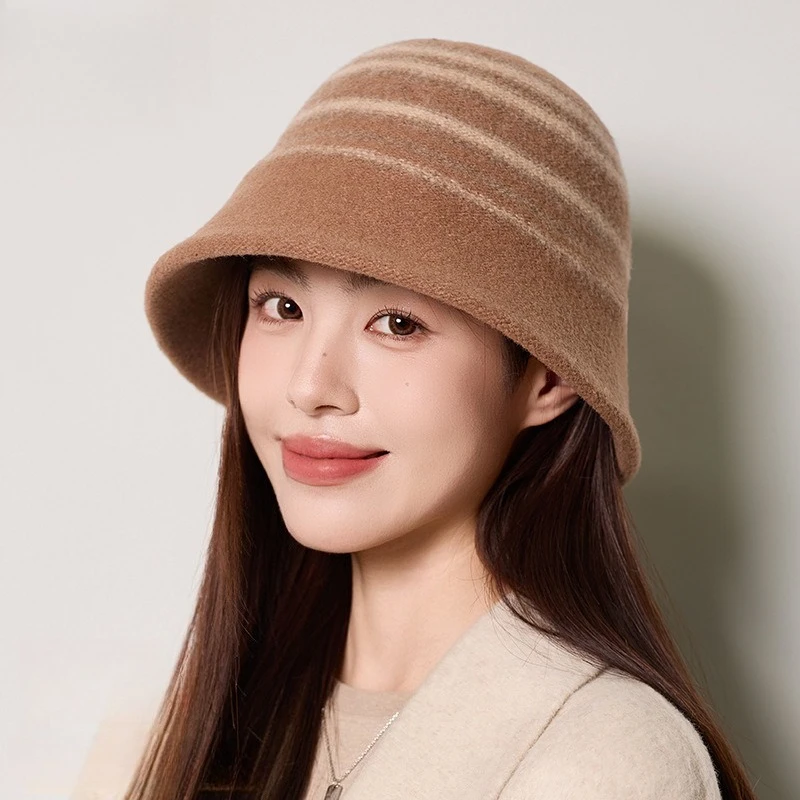 Korean Version Striped Bucket Hat Women's Winter Fashion High-end Bucket Hat Shows Small Face Elegant Versatile Basin Hat