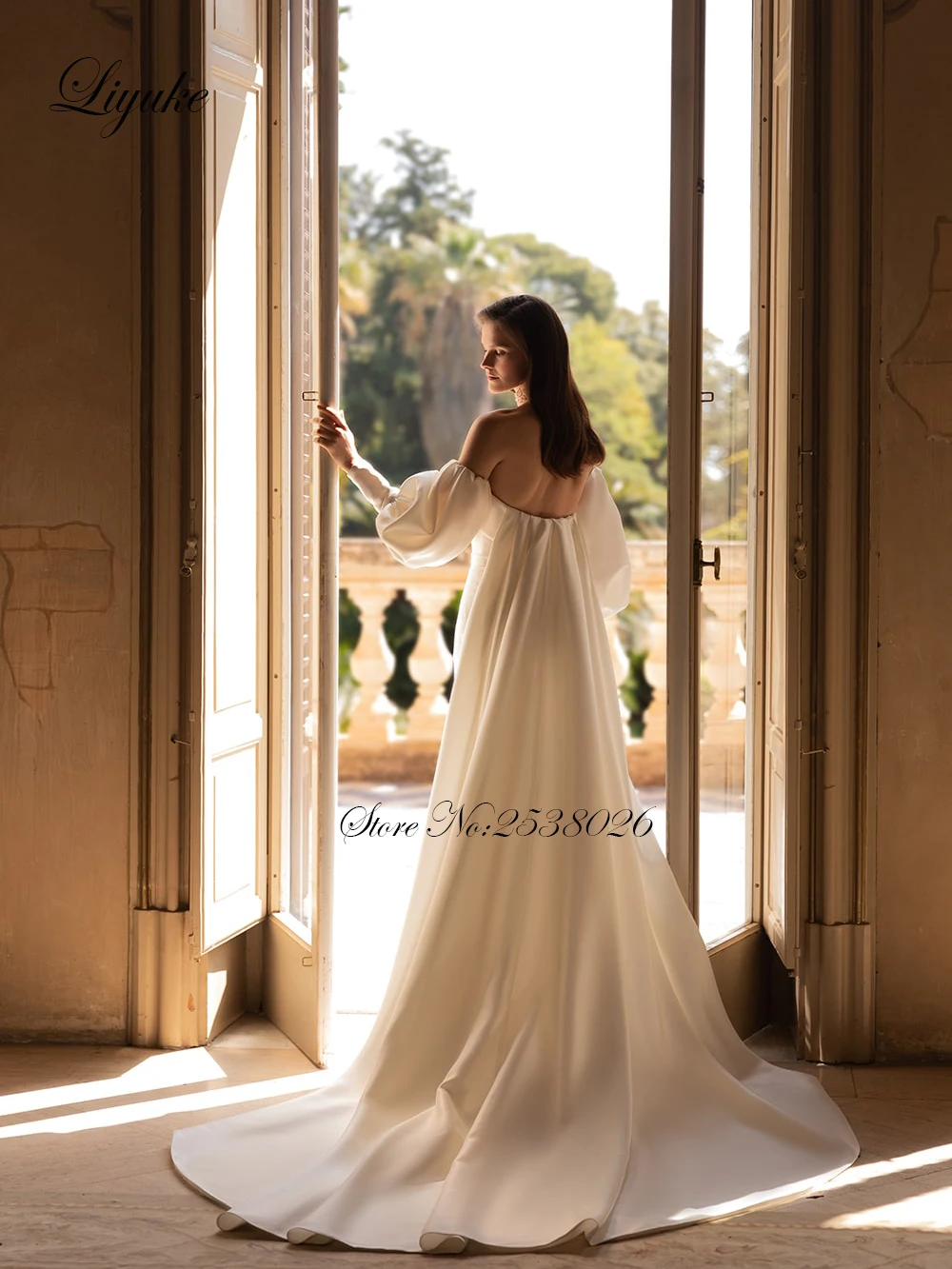 Liyuke Luxury Satin Mermaid Wedding Dresses Strapless Off The Shoulder Trumpet Bridal Gown With Removable Puff Sleeves