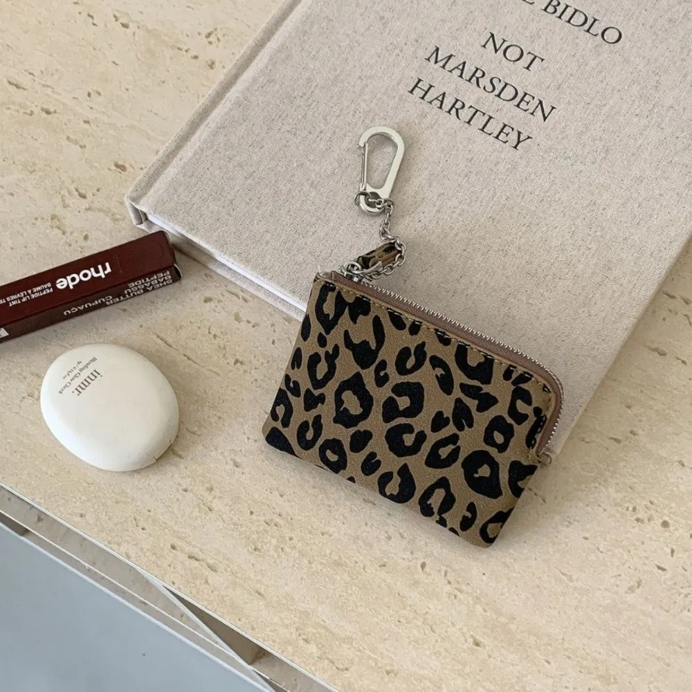 

Fashion Leopard Print Suede Coin Purse Zipper Ultralight Travel Chain Wallet Portable Lipstick Key Bag Small Storage Bag